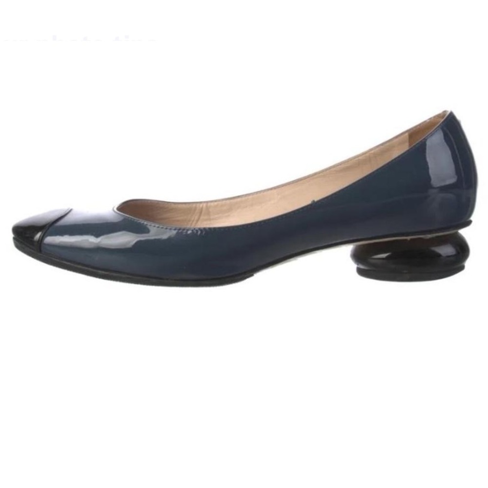 Bottega Veneta Blue Patent Leather Pumps